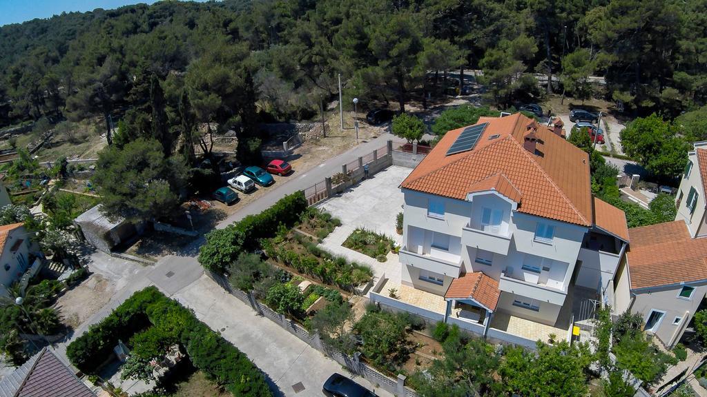 Apartmani Dorita Mali Lošinj Extérieur photo
