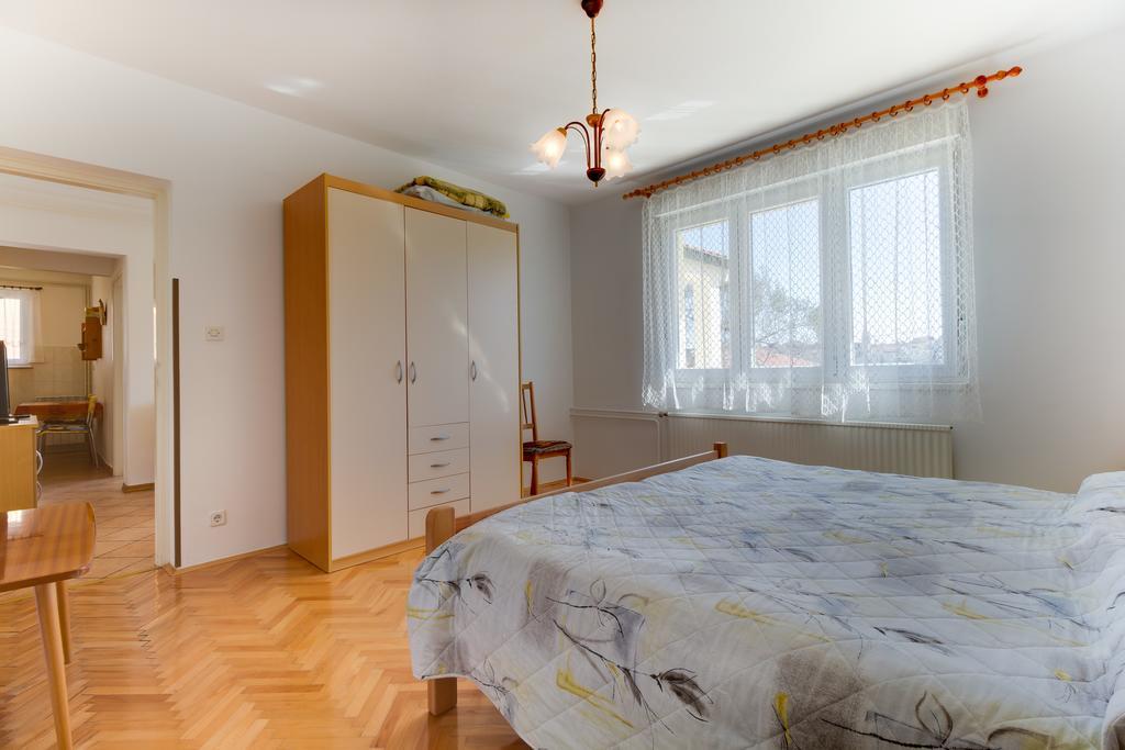 Apartmani Dorita Mali Lošinj Extérieur photo