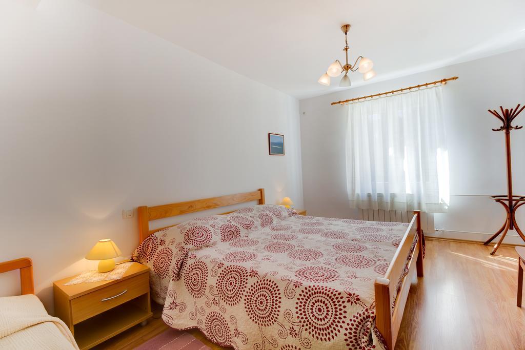 Apartmani Dorita Mali Lošinj Extérieur photo