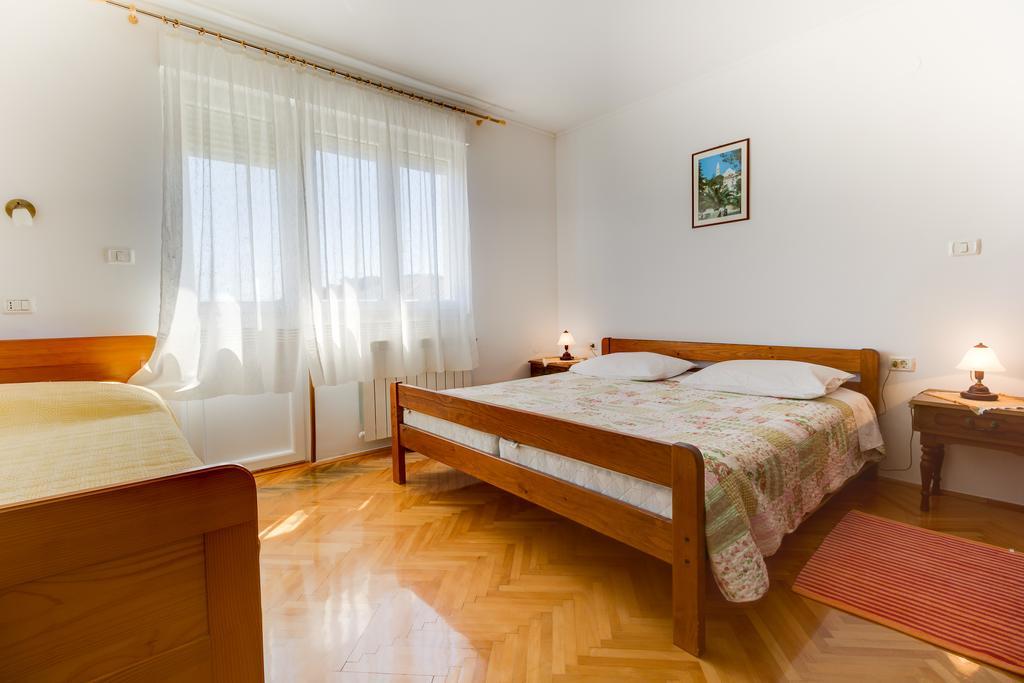 Apartmani Dorita Mali Lošinj Extérieur photo