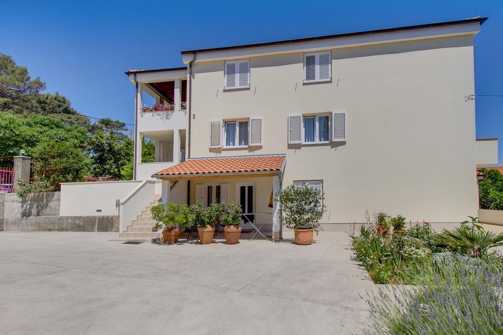 Apartmani Dorita Mali Lošinj Extérieur photo
