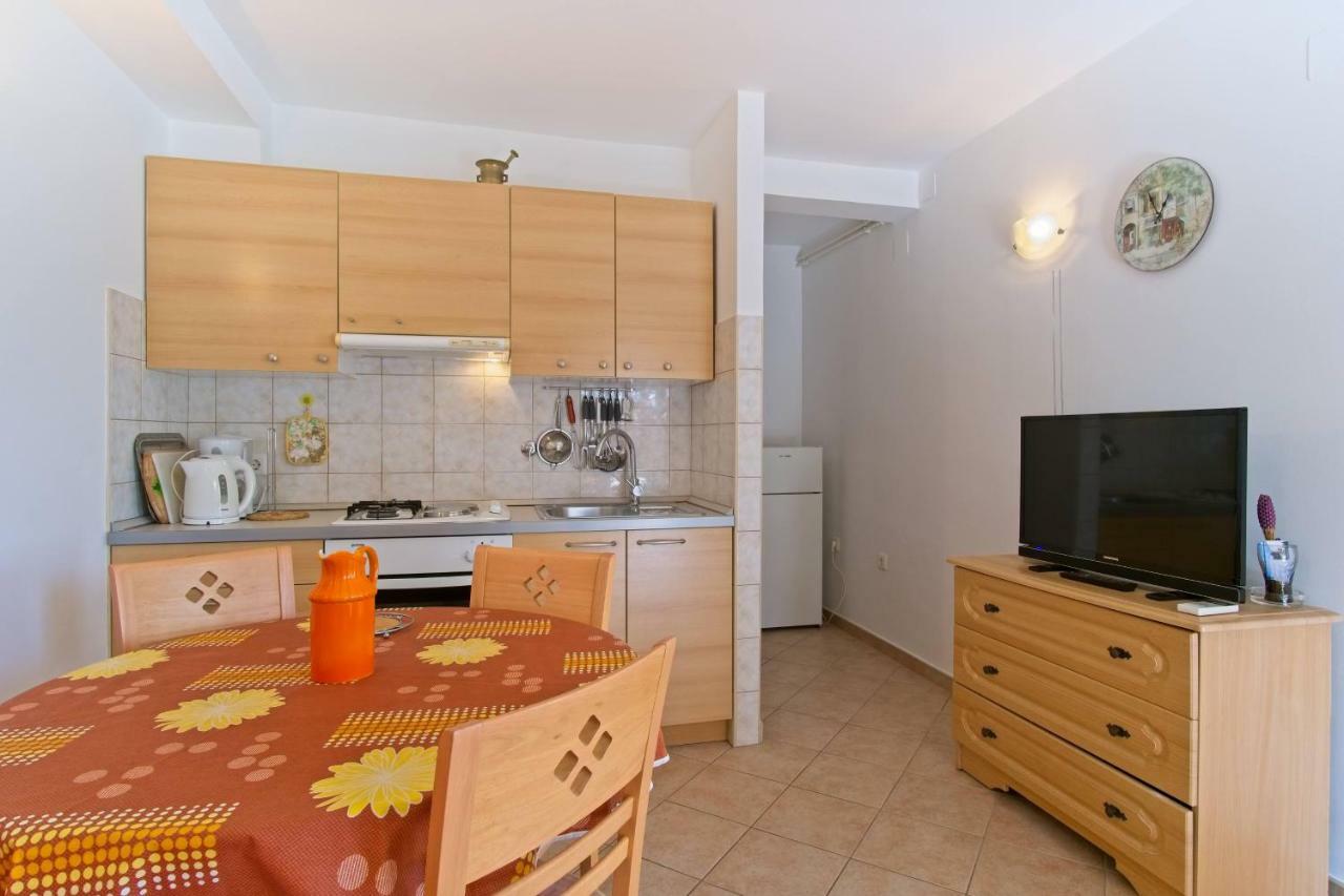 Apartmani Dorita Mali Lošinj Extérieur photo