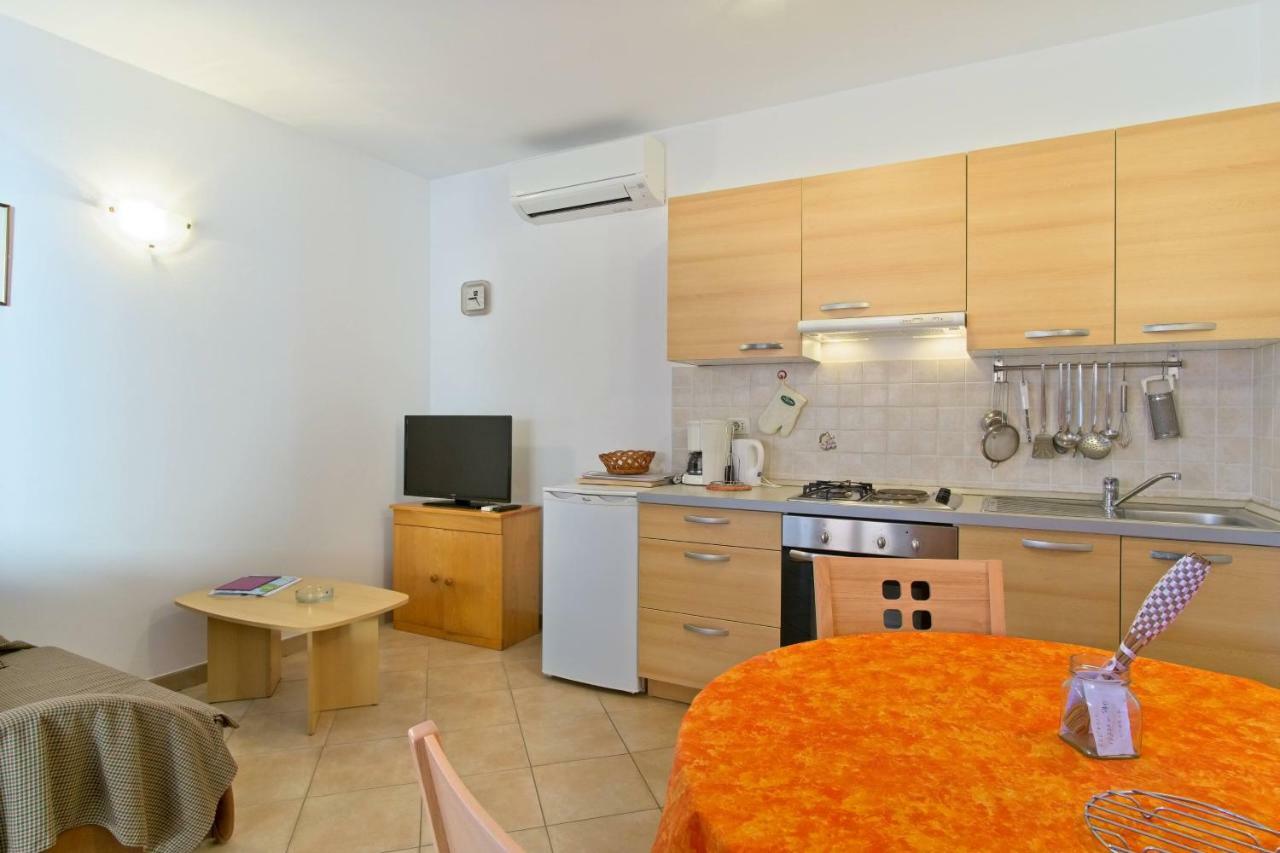 Apartmani Dorita Mali Lošinj Extérieur photo