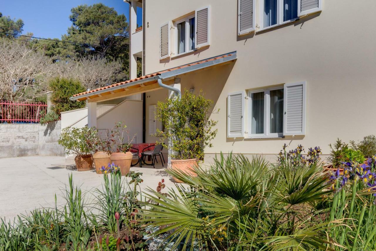 Apartmani Dorita Mali Lošinj Extérieur photo