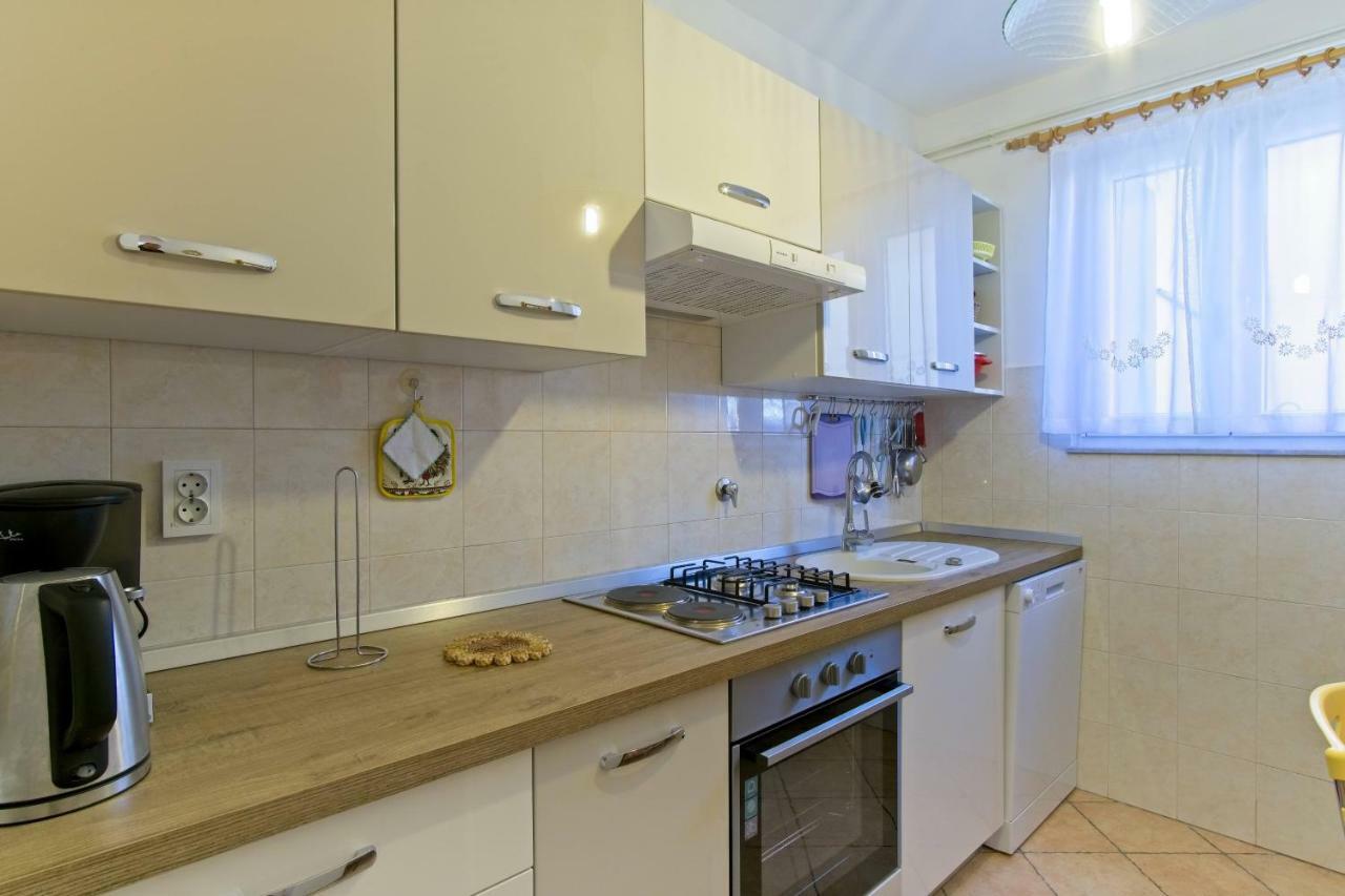 Apartmani Dorita Mali Lošinj Extérieur photo