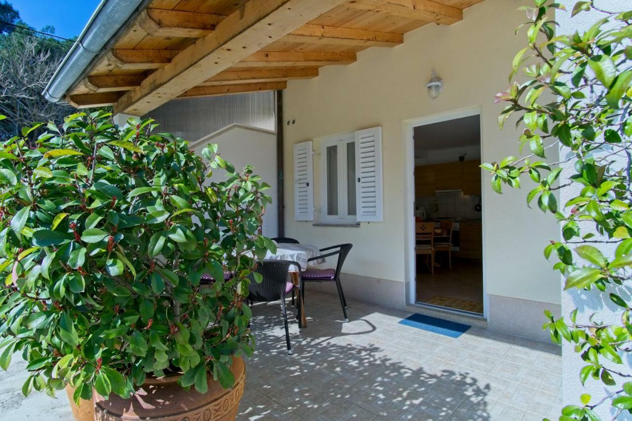 Apartmani Dorita Mali Lošinj Extérieur photo
